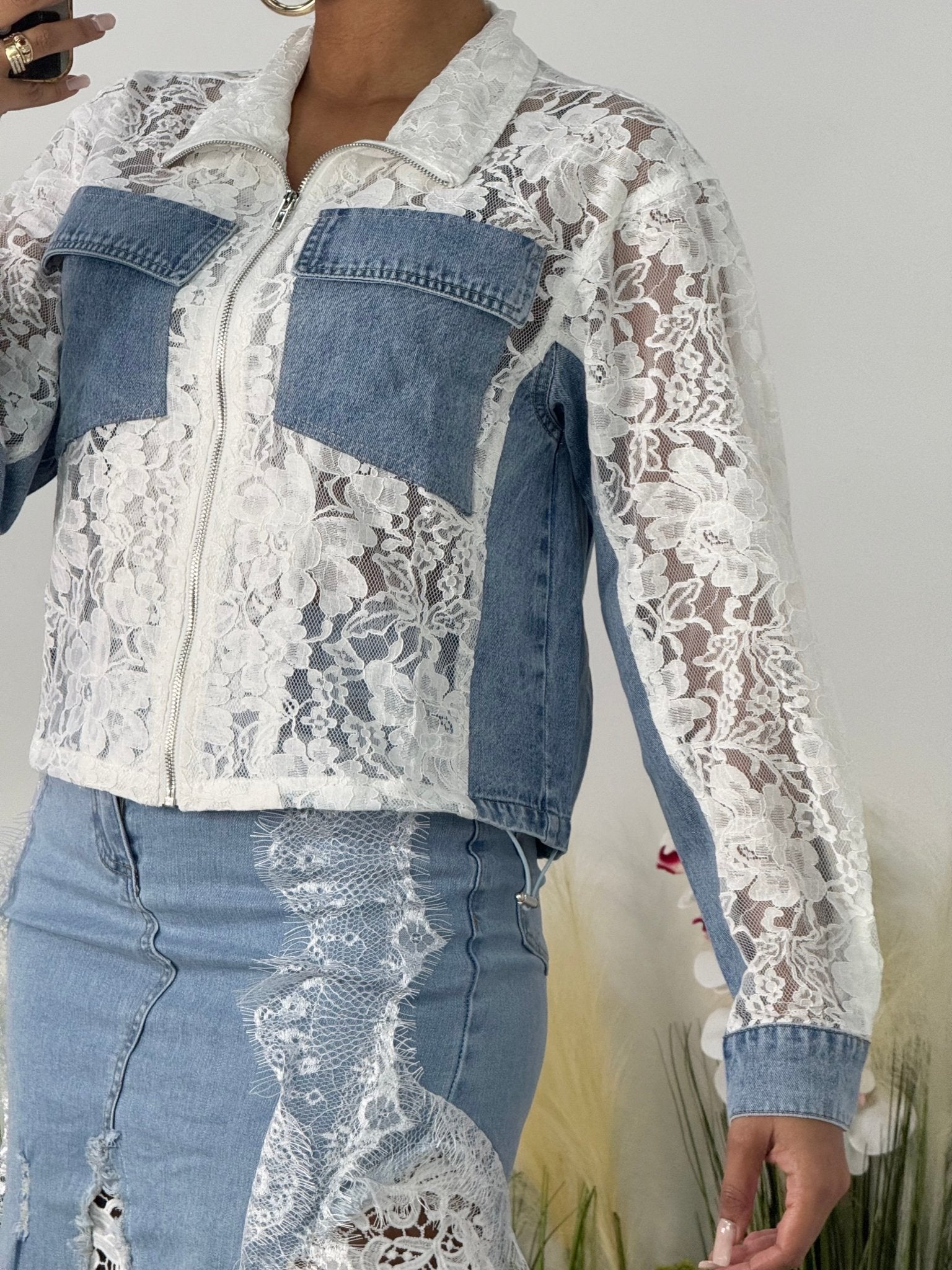 veste jeans et dentelle - L'autre mode