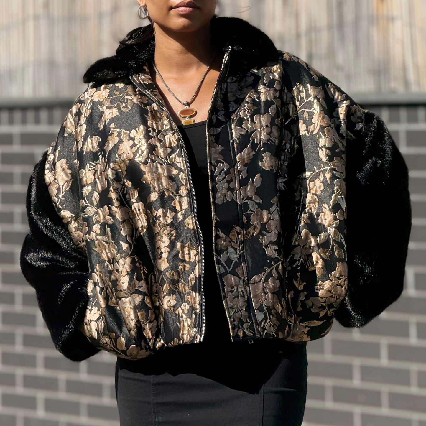 veste or et noir double matière - L'autre mode